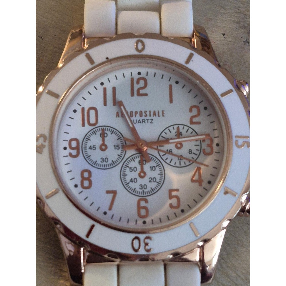 Aeropostale Womens sport watch rose gold tone accents stylish all ages New Sport